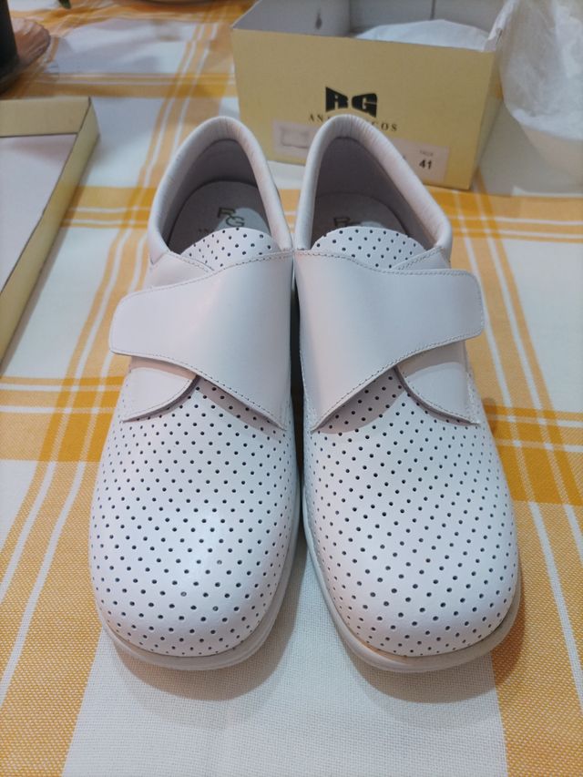 Zapato anatómico sanitario u hosteleria