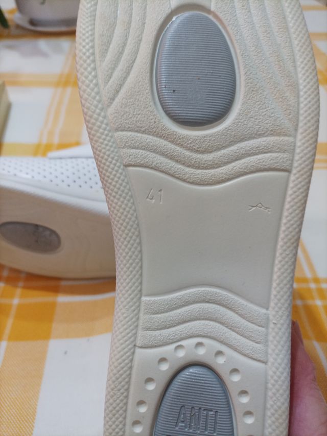 Zapato anatómico sanitario u hosteleria