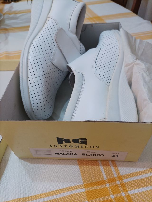 Zapato anatómico sanitario u hosteleria