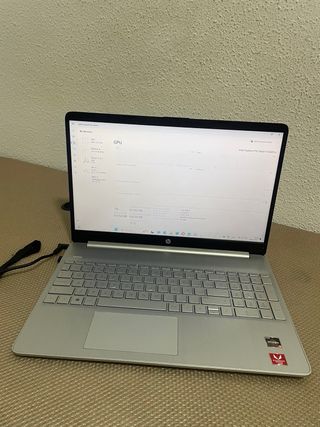 Portatil Hp 15 Ryzen 5 8 gb ddr4