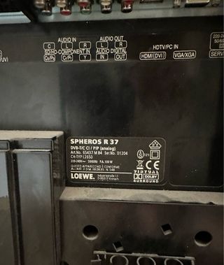 Televisor LOEWE 37”