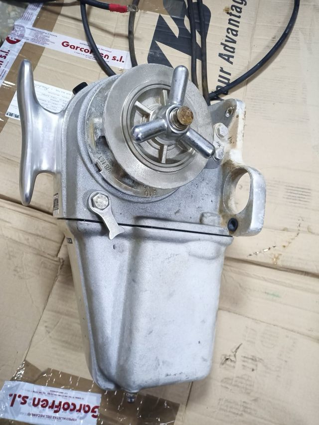 Molinete o wincher para anclas embarcaciones 