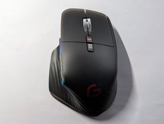 Ratón inalámbrico gaming Logitech con 5 botones