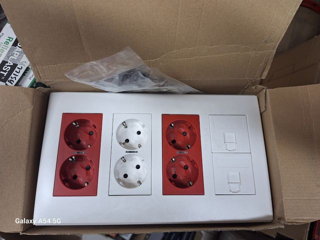 Caja superficie 4 modulos