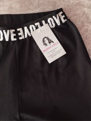 Conjunto deportivo negro