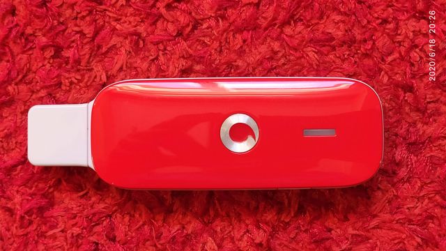 SWITCH ETHERNET marca Ovislink 5 puertos. Regalo