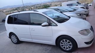 Volkswagen Touran 2010