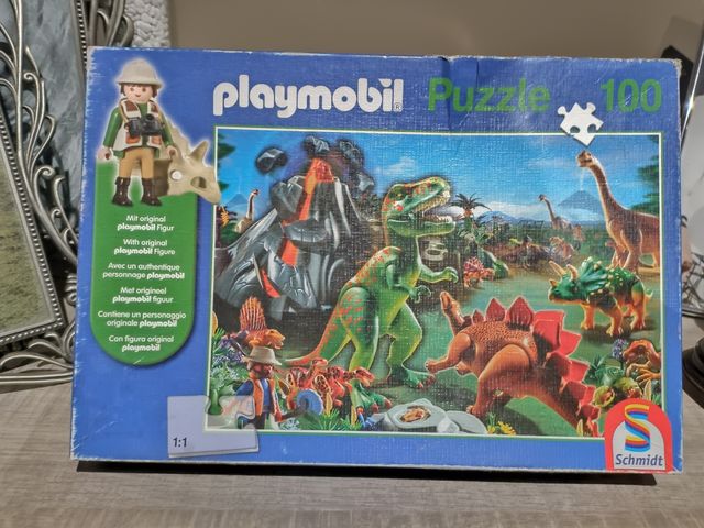 Puzzle Playmobil de dinosaurios.