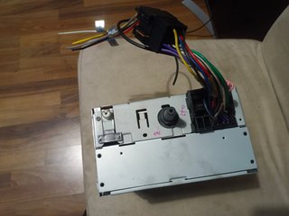 Vendo radio coche sony tiene codigo lo tengo