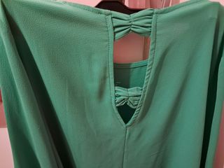 Blusa verde de cuello redondo Fórmula Jo