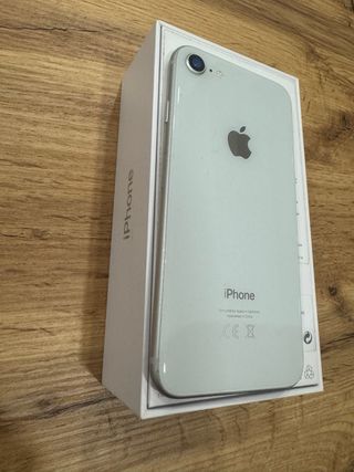 Iphone 8 64gb muy cuidado completo y fundas