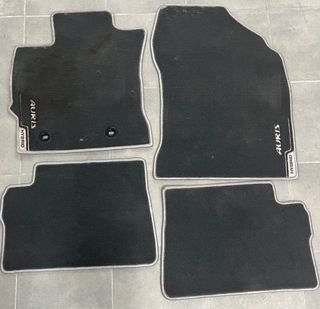 Alfombrillas toyota auris hybrid