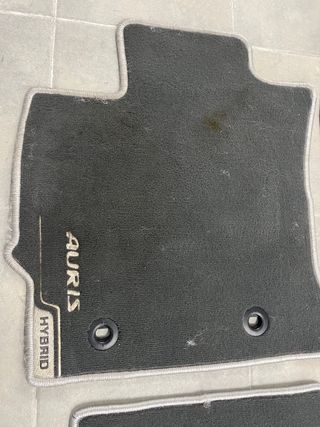 Alfombrillas toyota auris hybrid