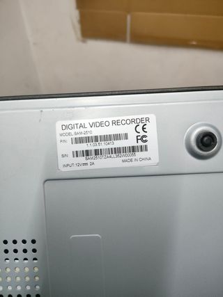 Grabador y camaras de video vigilancia