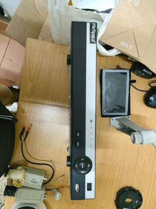 Grabador y camaras de video vigilancia