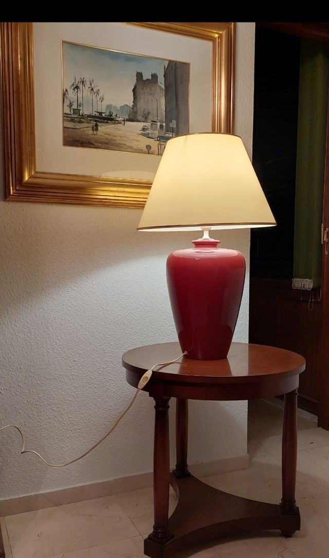 Mesita auxiliar clásica