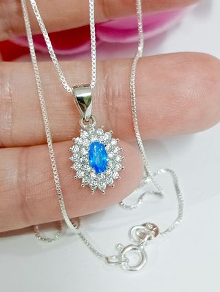 Precioso zafiro circonita azul plata de ley.