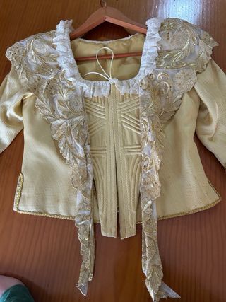 Corpiño fallera con pico y manteleta