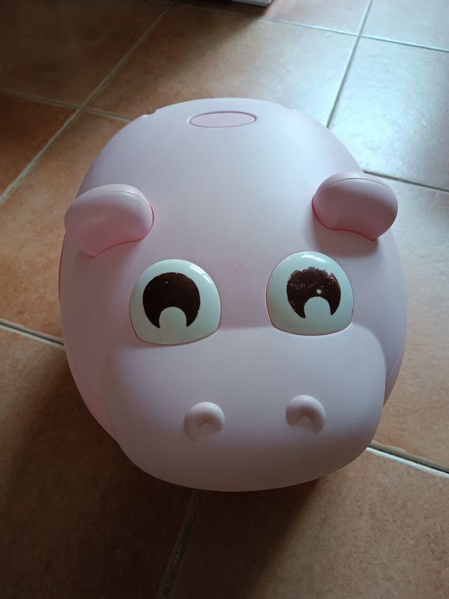 Orinal hipopótamo rosa