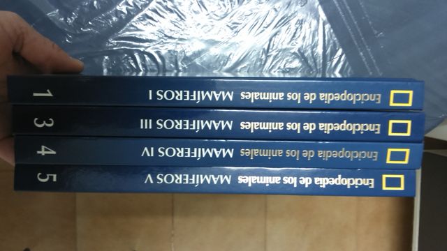 4 tomos enciclopedia animales Nacional Geographic