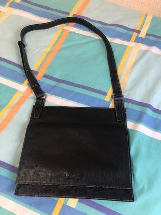 Bolso de piel marca loewe