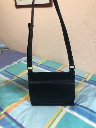 Bolso de piel marca loewe