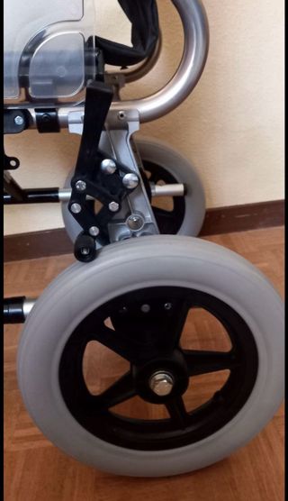 Silla de ruedas TOTALMENTE NUEVA!.