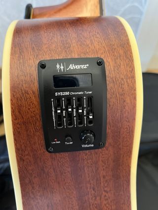 Guitarra electro acustica Alvarez RD26CE