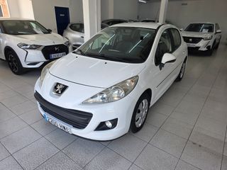 Peugeot 207 2014