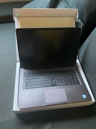 Laptop HUAWEI 