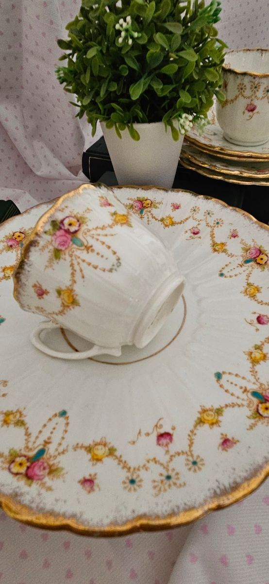 Vittoriani con fiorellini a festoni