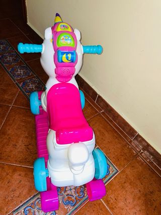 Balancin y correpasillo interactivo Clementoni