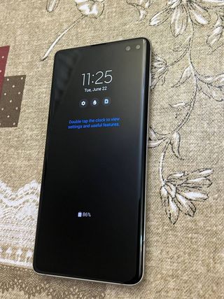 Samsung Galaxy S10 plus 128GB . Snapdragon libre