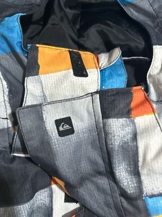 Cazadora quiksilver