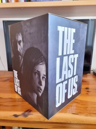 Figura Joel y Ellie - The Last of Us
