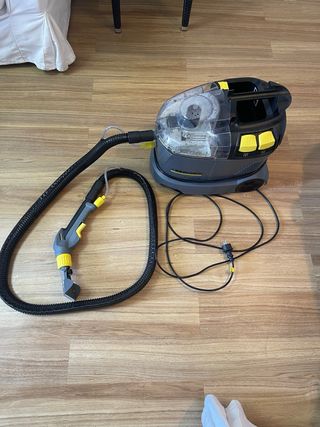 ALQUILER aspirador tapicerias Karcher Puzzi 8/1