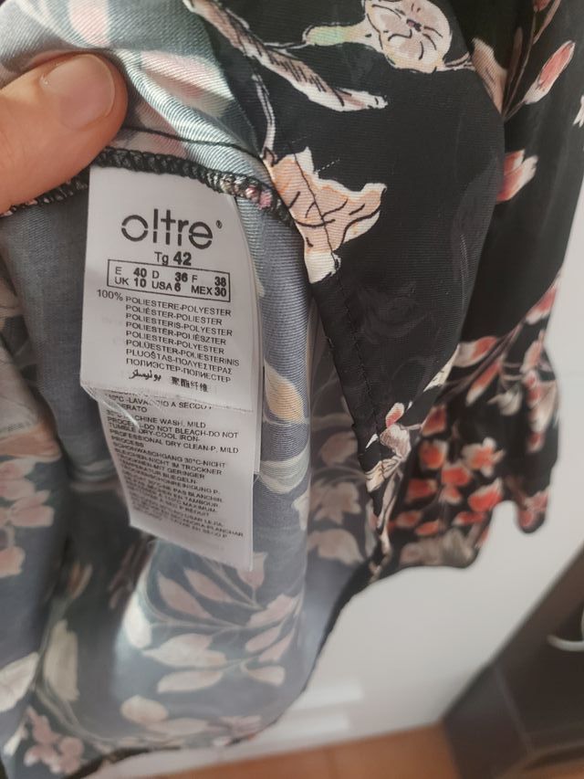 Blusa OLTRE Nera a fiori