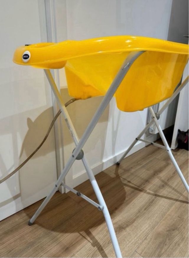 Bañera JANÉ alta con patas plegable