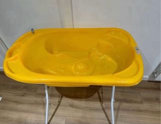 Bañera JANÉ alta con patas plegable