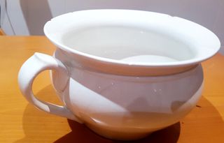 Bacenilla urinario porcelana antiguo