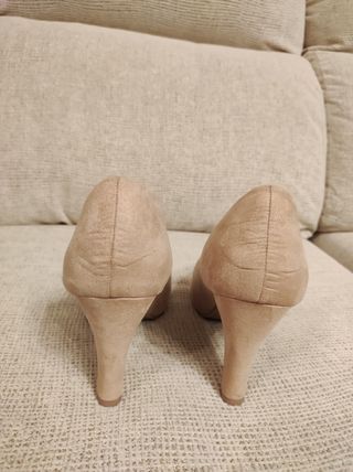 Zapatos salón beige talla 40