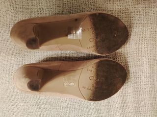Zapatos salón beige talla 40