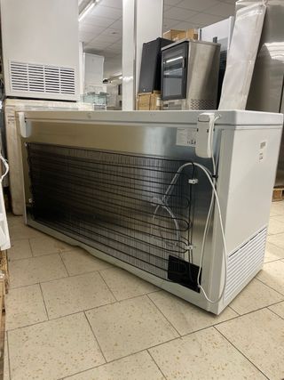 Congelatore a pozzetto industriale EUROFRED HC570T