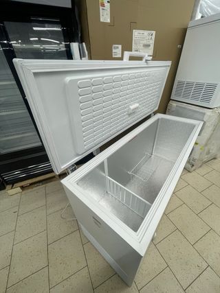 Congelatore a pozzetto industriale EUROFRED HC570T