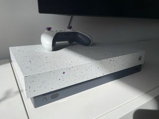 Xbox one X Hyperspace edition
