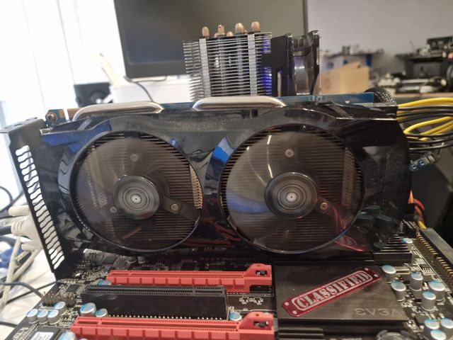 Tarjeta Gráfica Nvidia Geforce GTX460