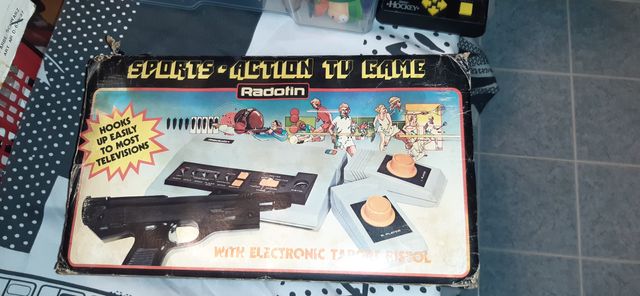 Sport action tv game console radofin