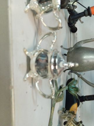 Juego de jarra y sopera bañadas en plata