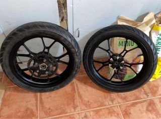 Llantas supermotard 50