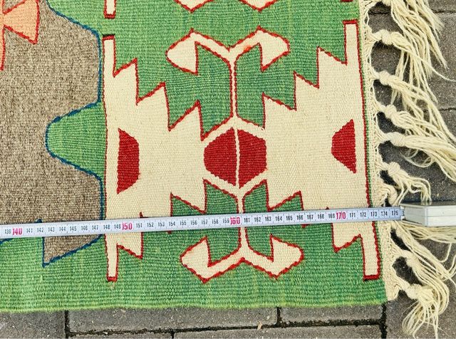 Kilim vintage in lana intrecciata a mano